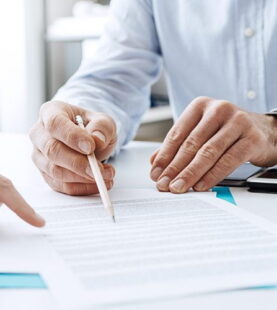 CURSO PRÁTICO DE LEGISLAÇÃO LABORAL PARA RECURSOS HUMANOS