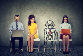O novo trabalho híbrido: colaboração entre humanos e agentes inteligentes